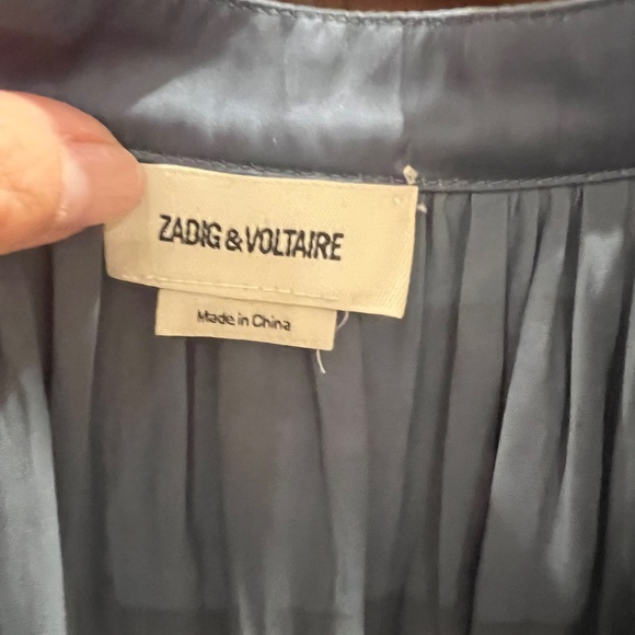 ZADIG&VOLTAIRE Tink Blue Long Sleeve Relaxed-Fit Satin V-Neck Blouse Size Medium - Picture 3 of 8